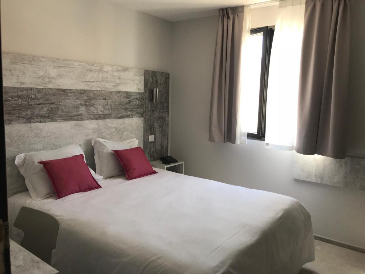 Hotel L'Isula Marina Л'Іль-Русс Номер фото
